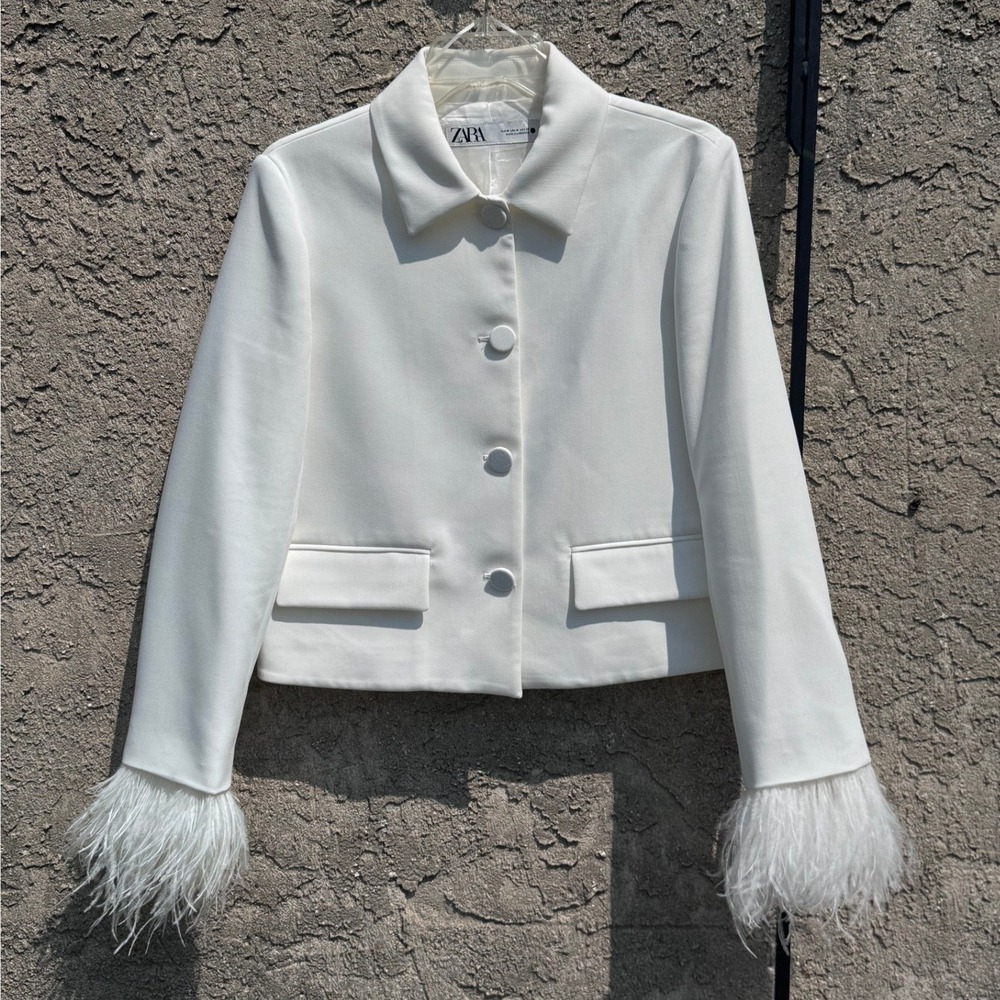 Zara Blazer Women Size M White Feather Trim Cuff Cropped Button Front Jacket